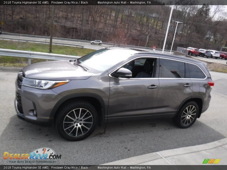 2018 Toyota Highlander SE AWD Predawn Gray Mica / Black Photo #12