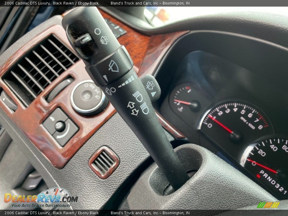 2006 Cadillac DTS Luxury Black Raven / Ebony Black Photo #19