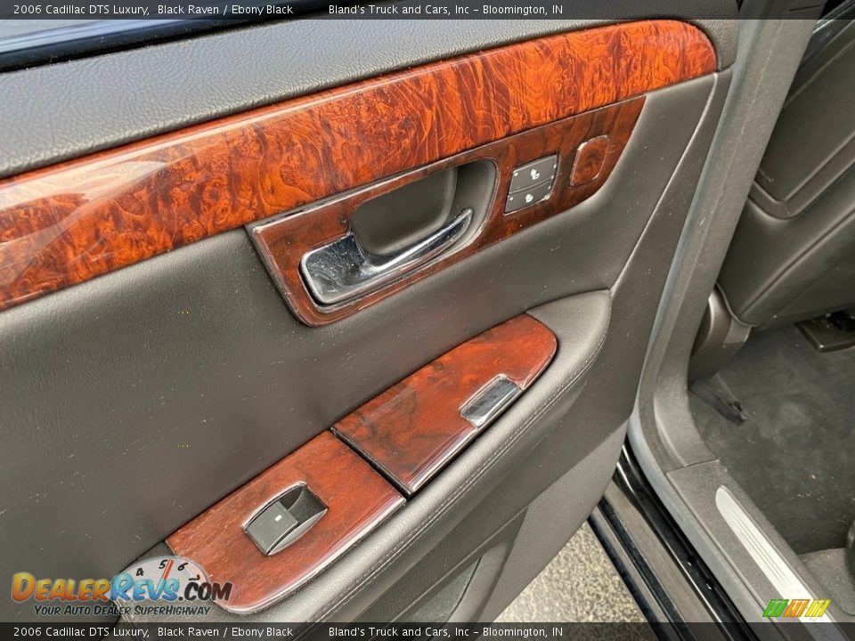 2006 Cadillac DTS Luxury Black Raven / Ebony Black Photo #29