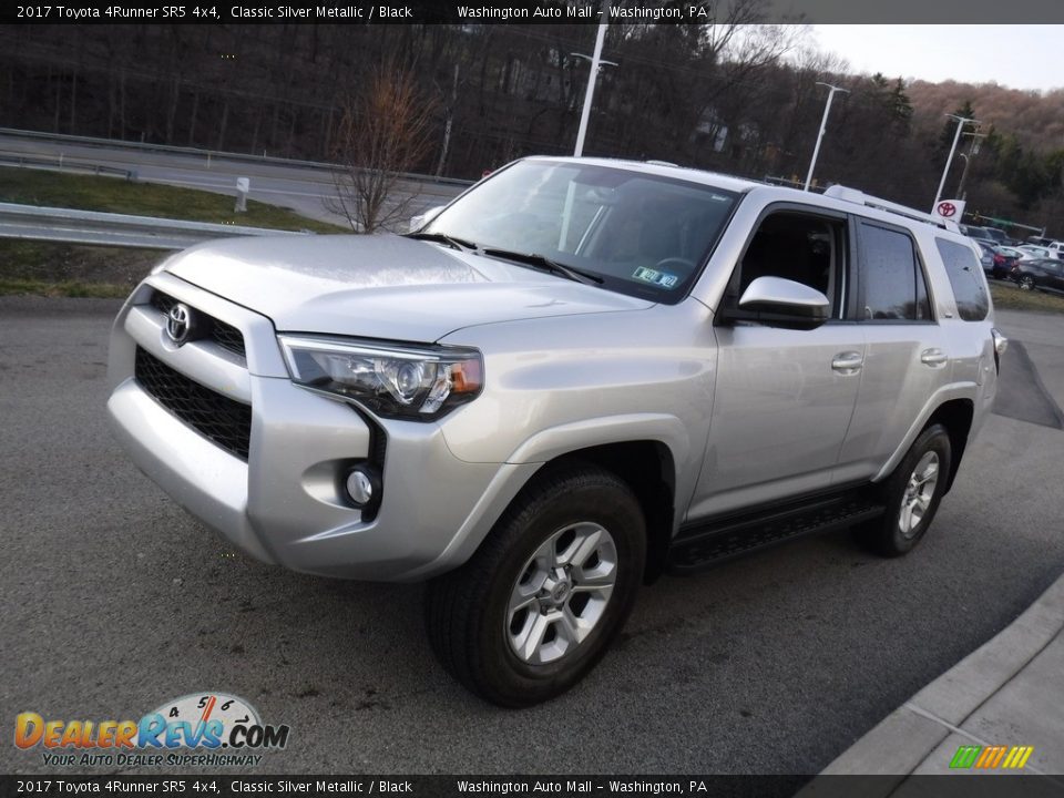 2017 Toyota 4Runner SR5 4x4 Classic Silver Metallic / Black Photo #10