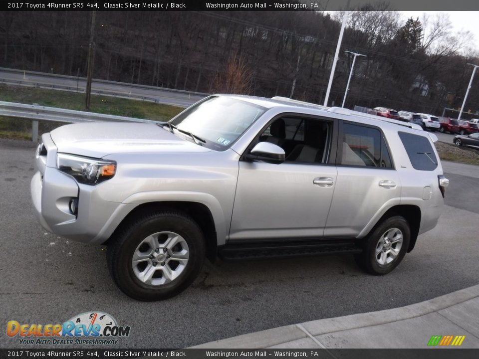 2017 Toyota 4Runner SR5 4x4 Classic Silver Metallic / Black Photo #11