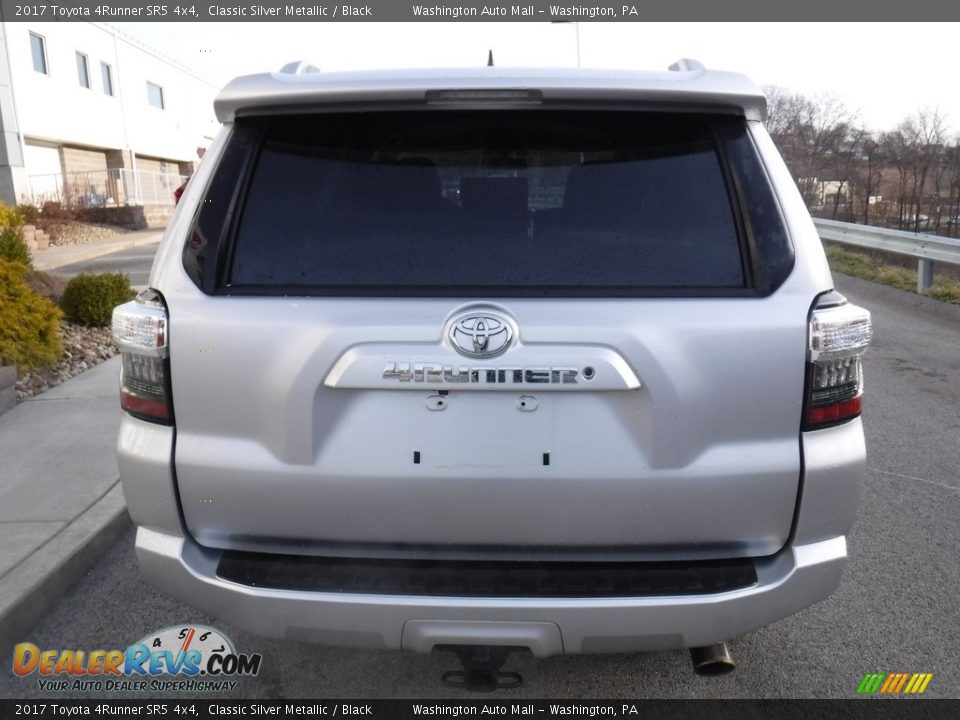 2017 Toyota 4Runner SR5 4x4 Classic Silver Metallic / Black Photo #14