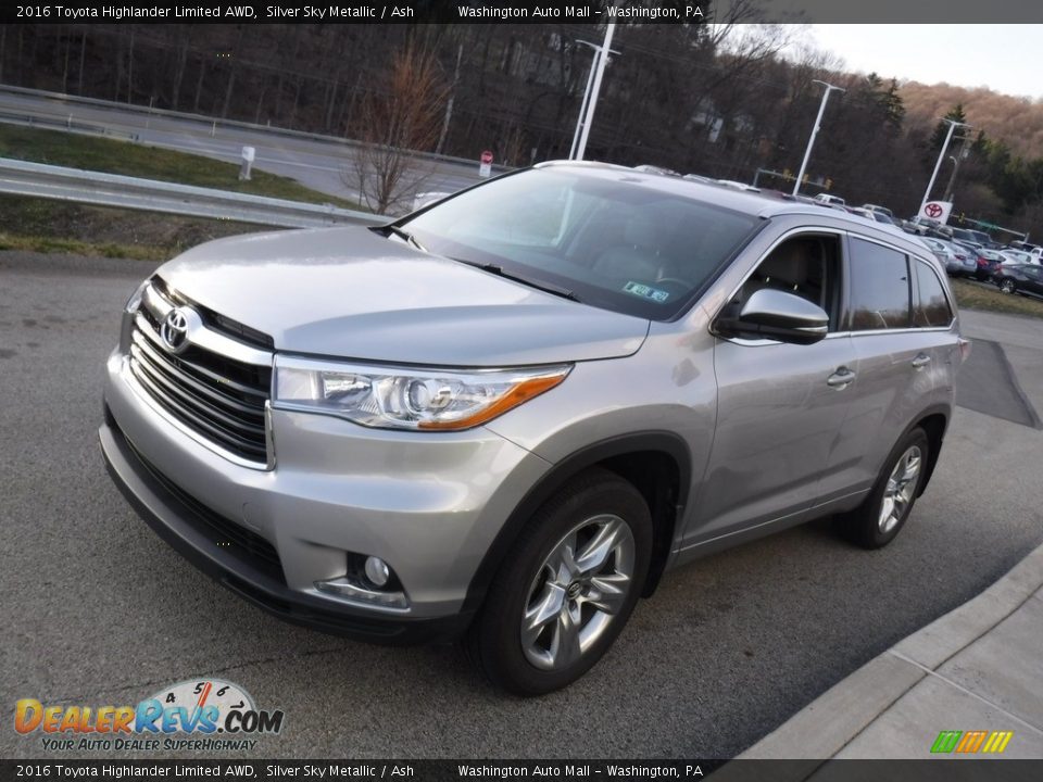 2016 Toyota Highlander Limited AWD Silver Sky Metallic / Ash Photo #12