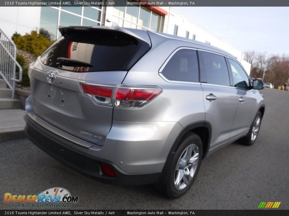 2016 Toyota Highlander Limited AWD Silver Sky Metallic / Ash Photo #16