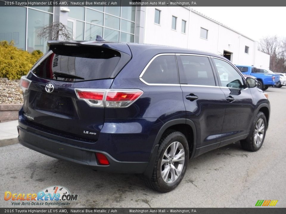 2016 Toyota Highlander LE V6 AWD Nautical Blue Metallic / Ash Photo #14