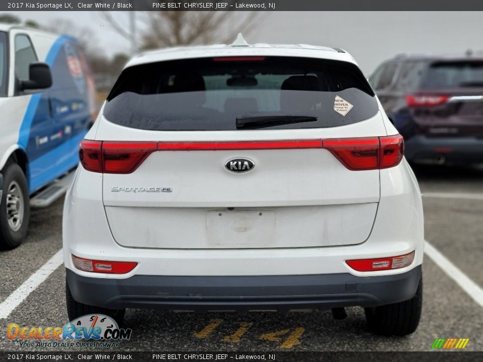 2017 Kia Sportage LX Clear White / Black Photo #5