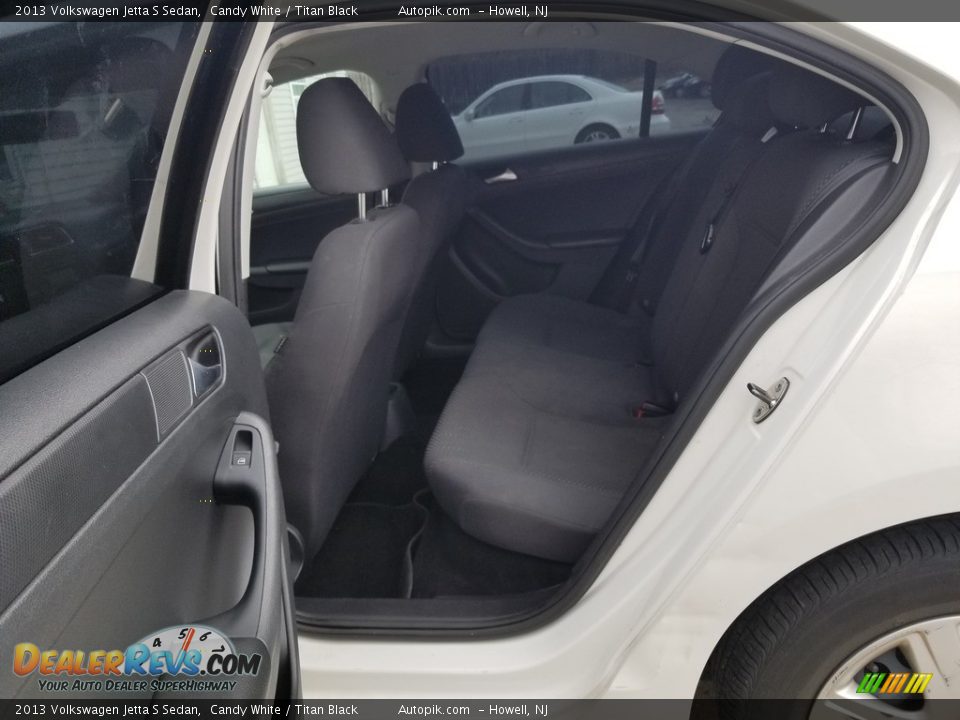 2013 Volkswagen Jetta S Sedan Candy White / Titan Black Photo #11