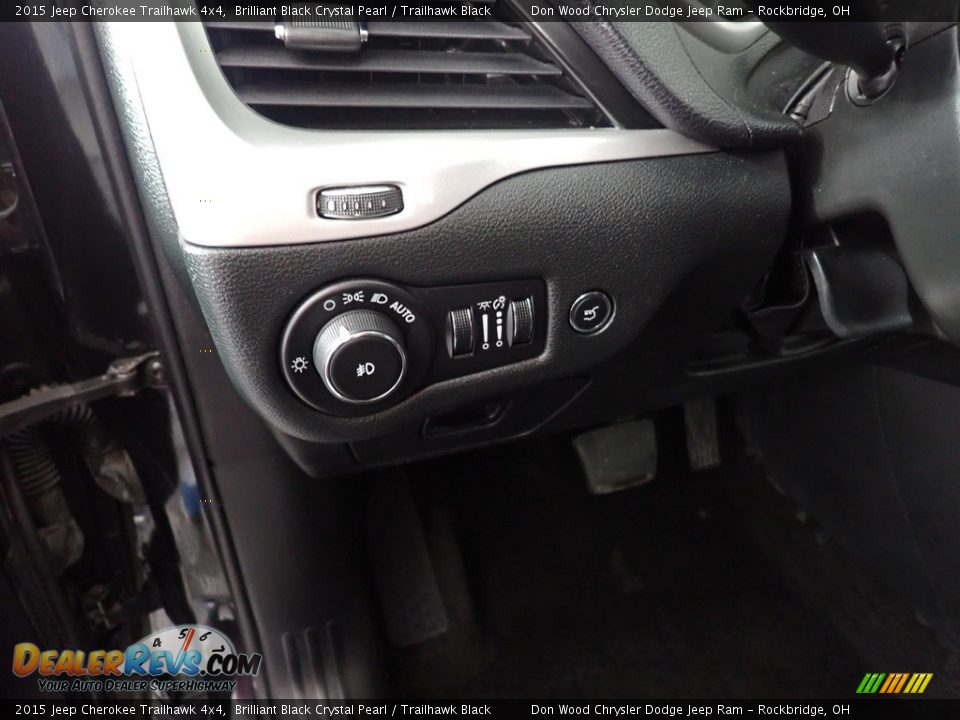 2015 Jeep Cherokee Trailhawk 4x4 Brilliant Black Crystal Pearl / Trailhawk Black Photo #23