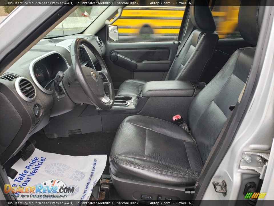 Front Seat of 2009 Mercury Mountaineer Premier AWD Photo #10