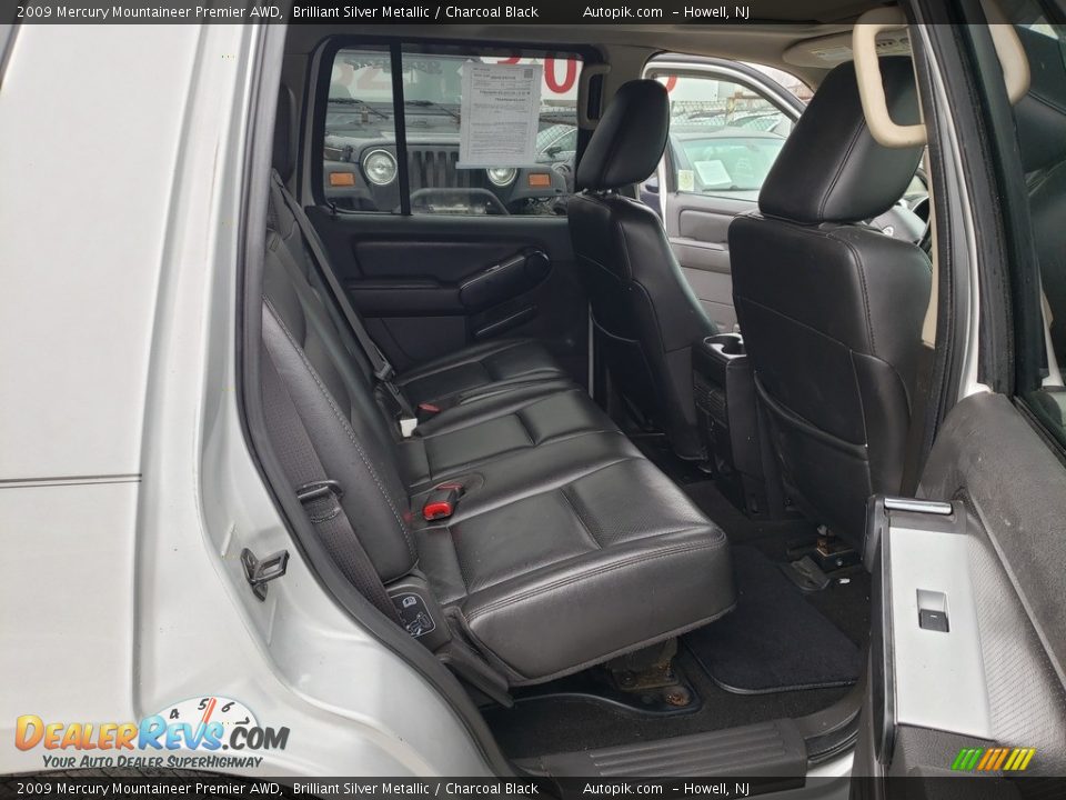 Rear Seat of 2009 Mercury Mountaineer Premier AWD Photo #12