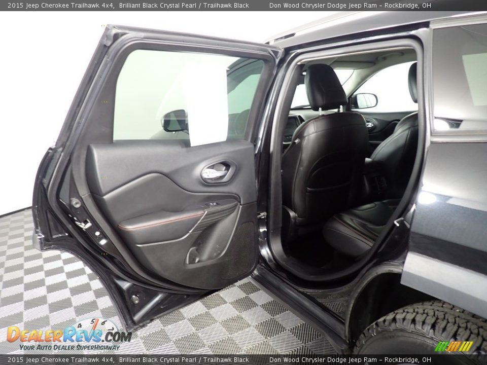 2015 Jeep Cherokee Trailhawk 4x4 Brilliant Black Crystal Pearl / Trailhawk Black Photo #27