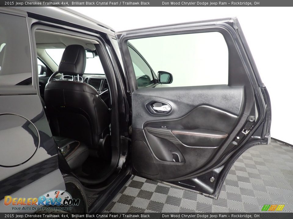 2015 Jeep Cherokee Trailhawk 4x4 Brilliant Black Crystal Pearl / Trailhawk Black Photo #30