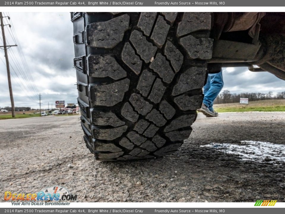 2014 Ram 2500 Tradesman Regular Cab 4x4 Bright White / Black/Diesel Gray Photo #12