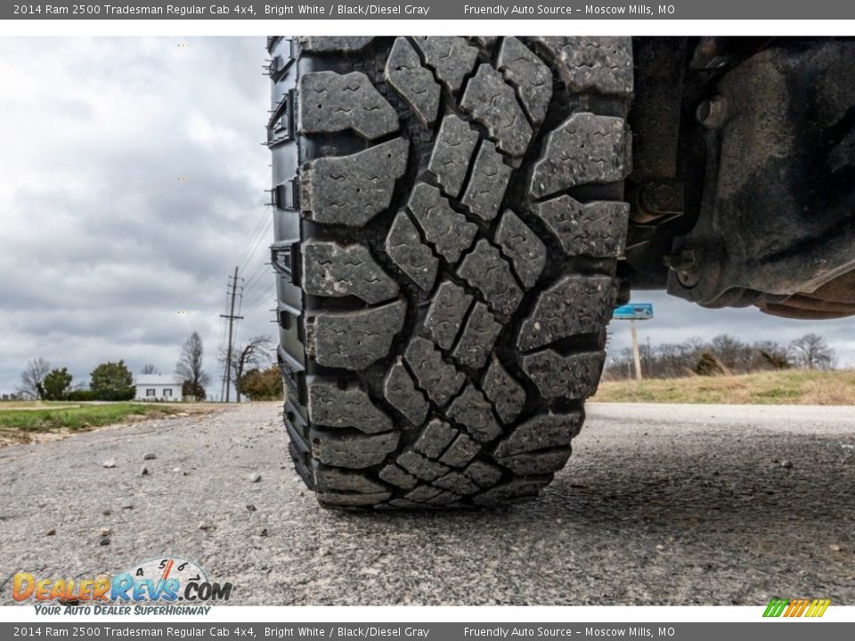 2014 Ram 2500 Tradesman Regular Cab 4x4 Bright White / Black/Diesel Gray Photo #16