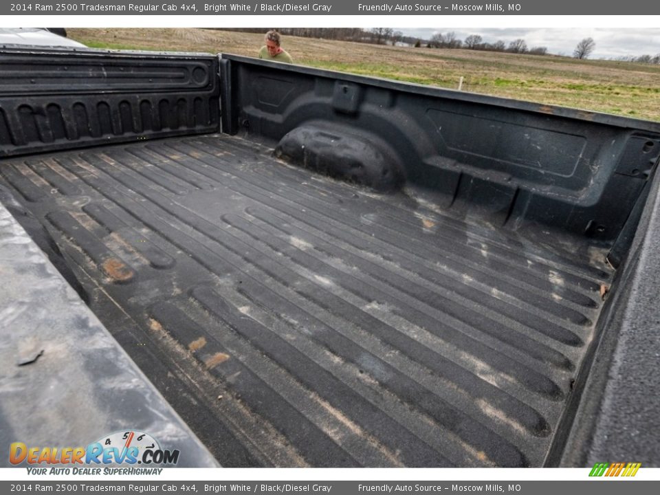 2014 Ram 2500 Tradesman Regular Cab 4x4 Bright White / Black/Diesel Gray Photo #24