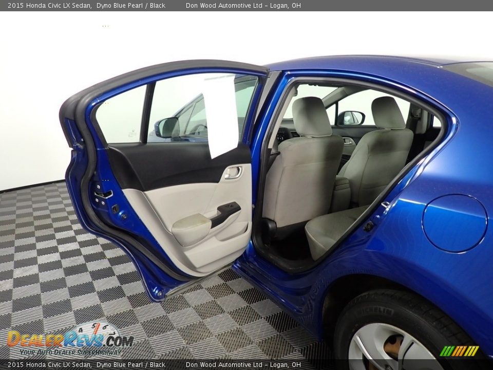 2015 Honda Civic LX Sedan Dyno Blue Pearl / Black Photo #32