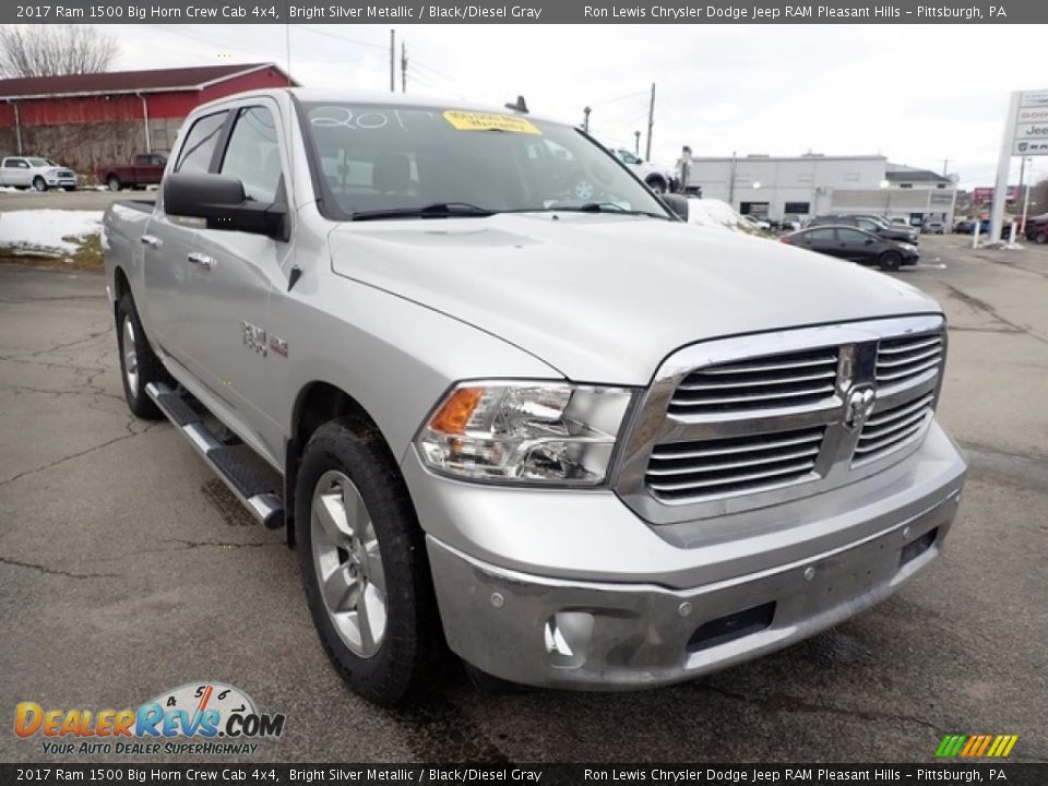 2017 Ram 1500 Big Horn Crew Cab 4x4 Bright Silver Metallic / Black/Diesel Gray Photo #8