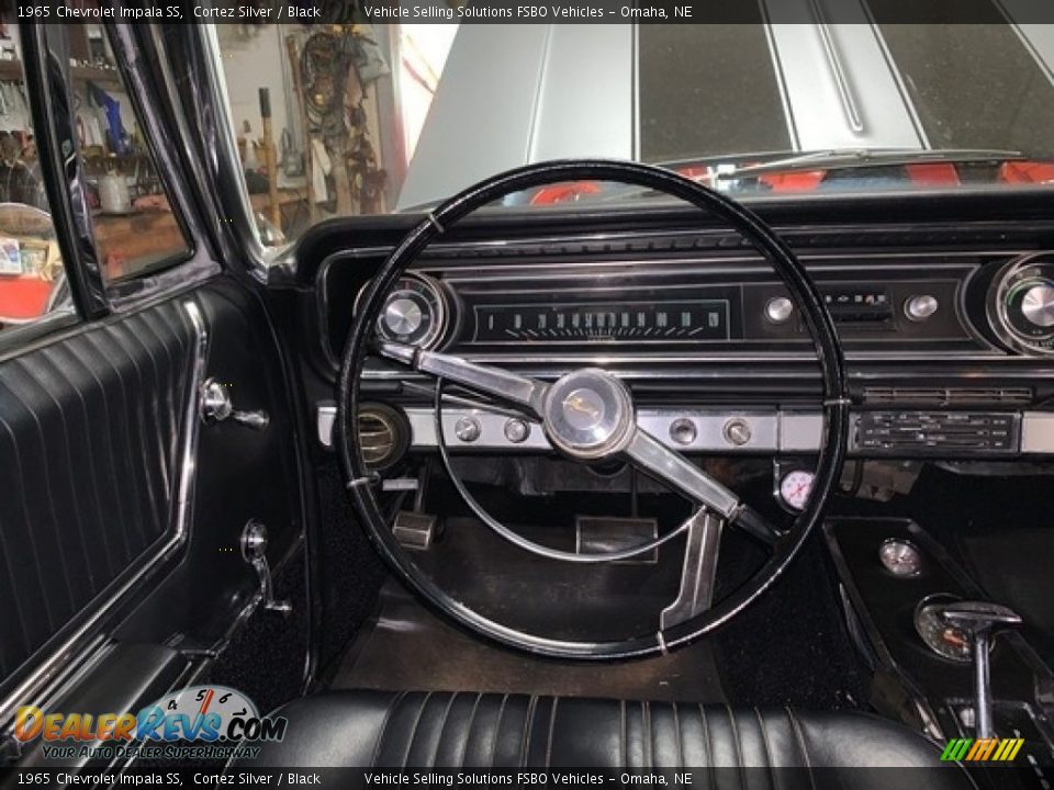 Dashboard of 1965 Chevrolet Impala SS Photo #2