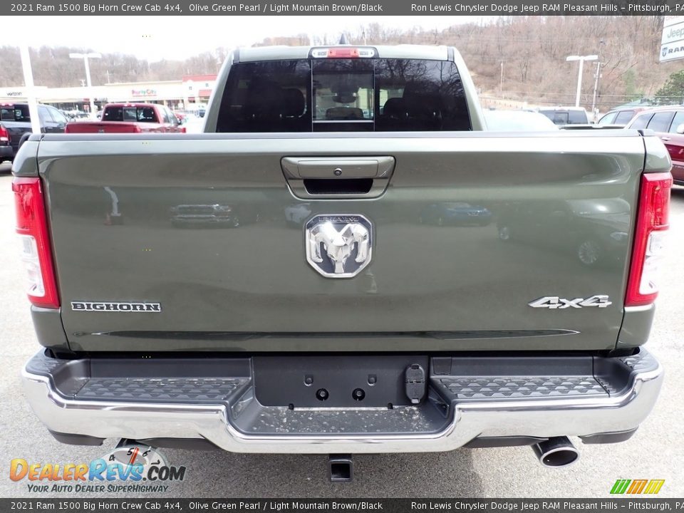 2021 Ram 1500 Big Horn Crew Cab 4x4 Olive Green Pearl / Light Mountain Brown/Black Photo #4