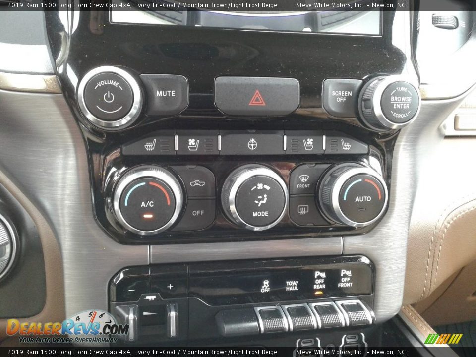 Controls of 2019 Ram 1500 Long Horn Crew Cab 4x4 Photo #28