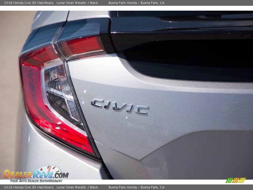 2018 Honda Civic EX Hatchback Lunar Silver Metallic / Black Photo #10