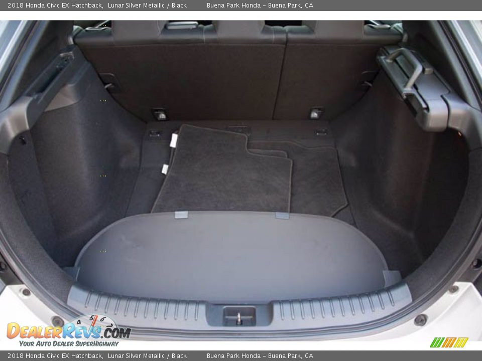 2018 Honda Civic EX Hatchback Lunar Silver Metallic / Black Photo #21