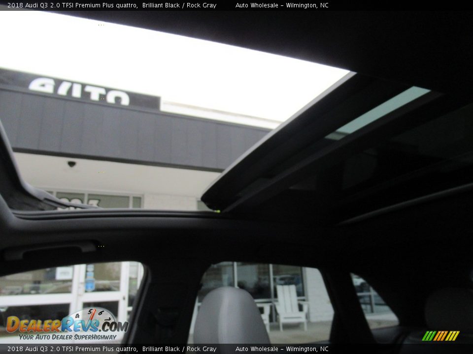 2018 Audi Q3 2.0 TFSI Premium Plus quattro Brilliant Black / Rock Gray Photo #11