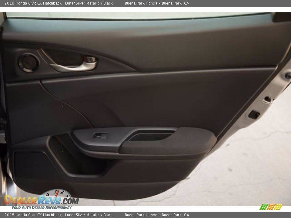 2018 Honda Civic EX Hatchback Lunar Silver Metallic / Black Photo #33