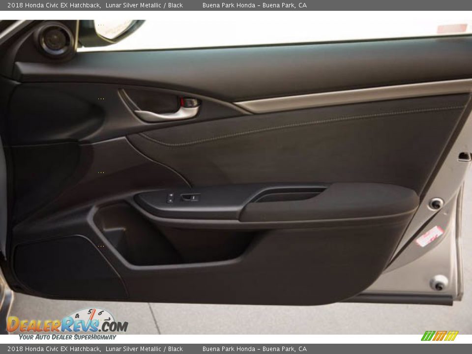 2018 Honda Civic EX Hatchback Lunar Silver Metallic / Black Photo #34
