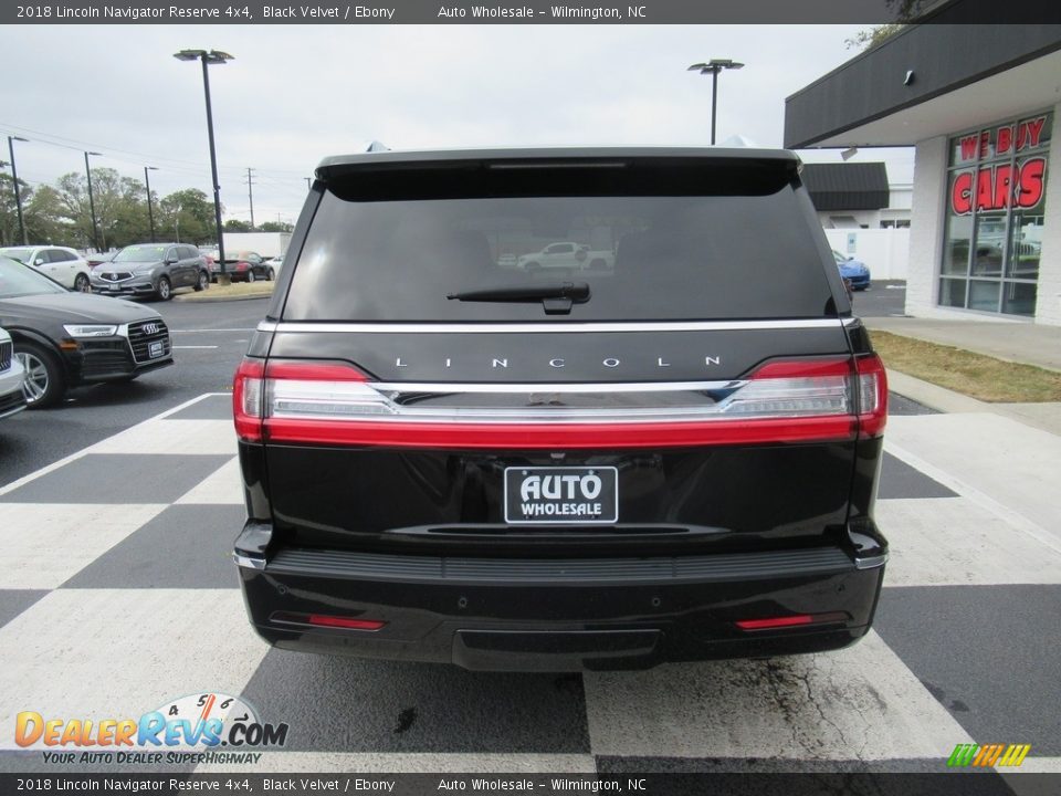 2018 Lincoln Navigator Reserve 4x4 Black Velvet / Ebony Photo #4