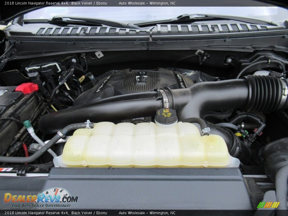 2018 Lincoln Navigator Reserve 4x4 Black Velvet / Ebony Photo #6