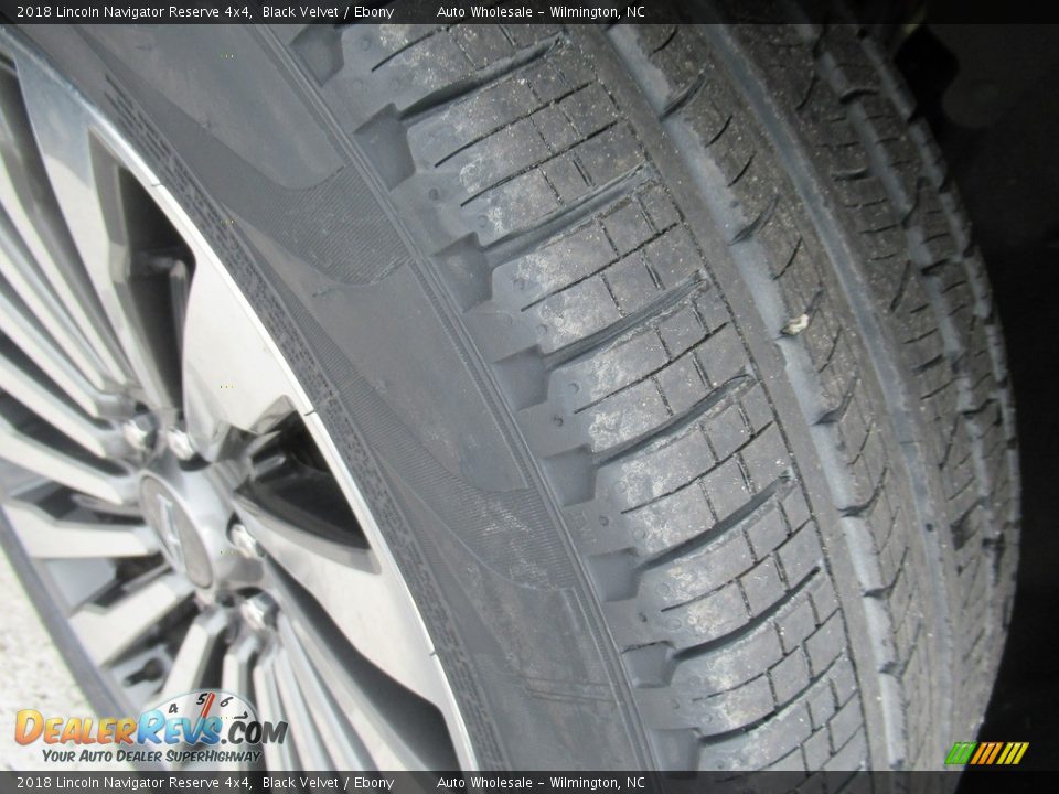 2018 Lincoln Navigator Reserve 4x4 Black Velvet / Ebony Photo #8