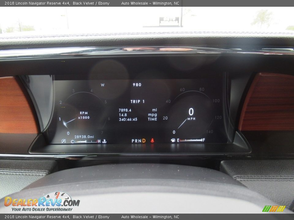 2018 Lincoln Navigator Reserve 4x4 Black Velvet / Ebony Photo #16