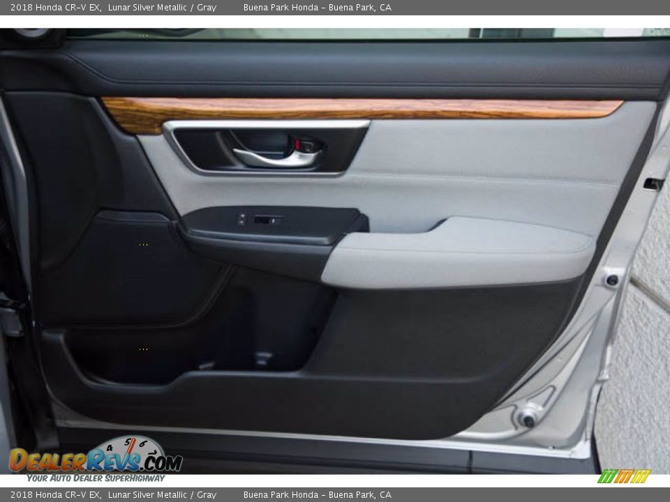 2018 Honda CR-V EX Lunar Silver Metallic / Gray Photo #32