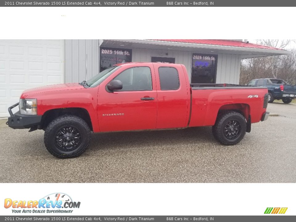 2011 Chevrolet Silverado 1500 LS Extended Cab 4x4 Victory Red / Dark Titanium Photo #2