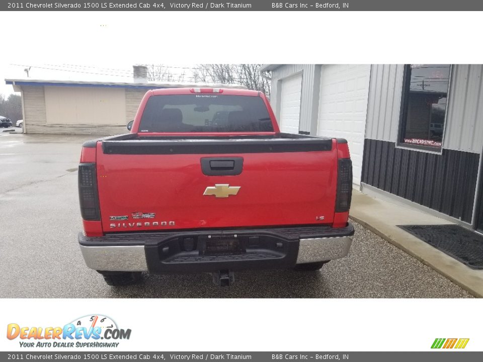 2011 Chevrolet Silverado 1500 LS Extended Cab 4x4 Victory Red / Dark Titanium Photo #4