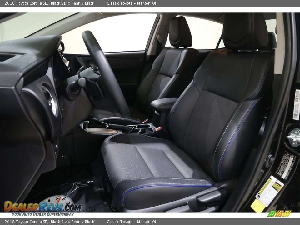 2018 Toyota Corolla SE Black Sand Pearl / Black Photo #5