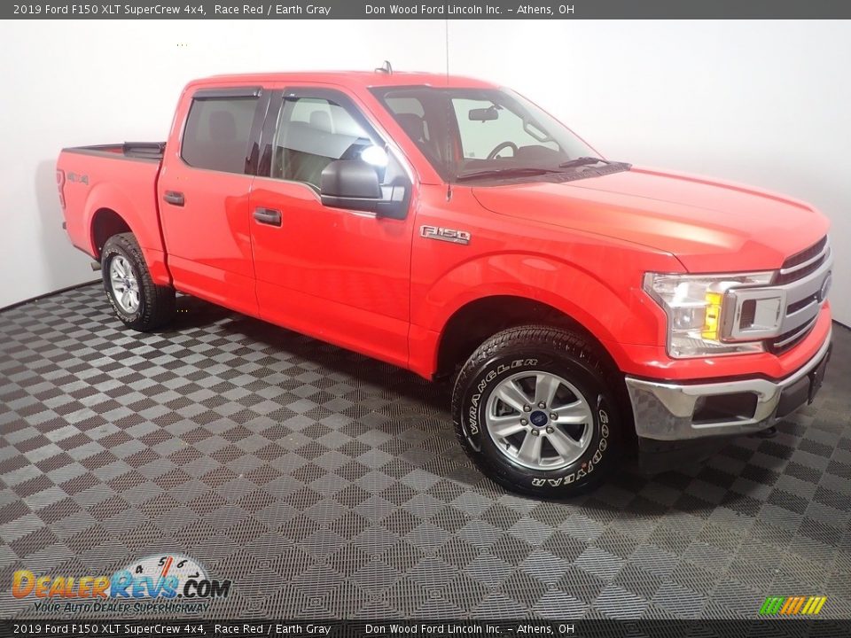 2019 Ford F150 XLT SuperCrew 4x4 Race Red / Earth Gray Photo #4