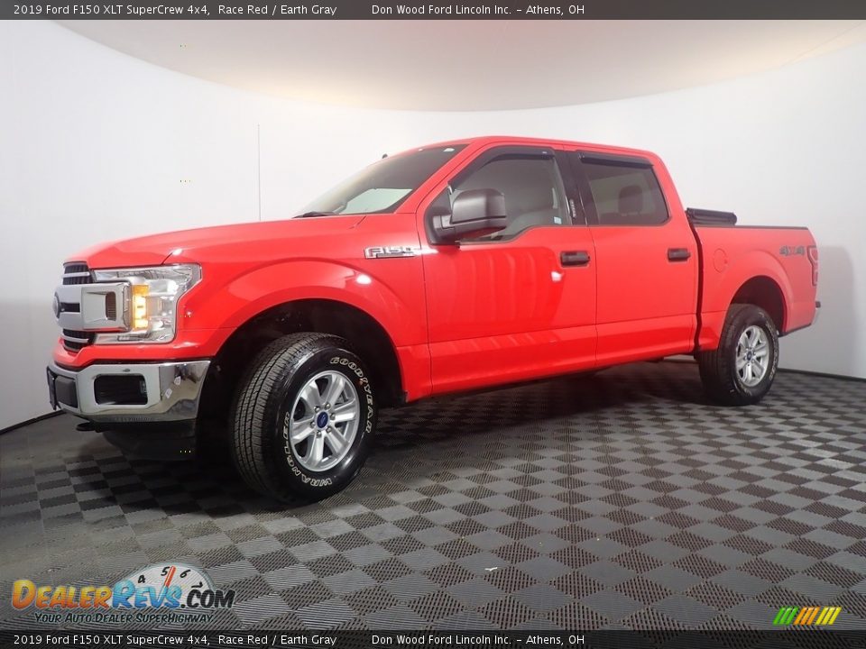 2019 Ford F150 XLT SuperCrew 4x4 Race Red / Earth Gray Photo #9