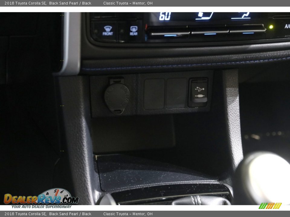 2018 Toyota Corolla SE Black Sand Pearl / Black Photo #12