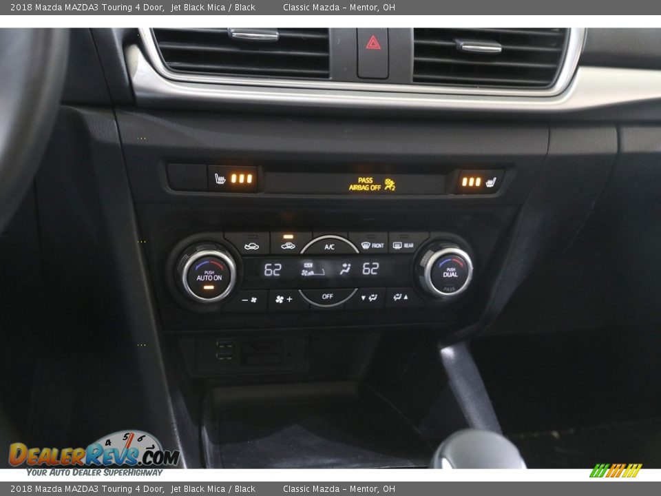 2018 Mazda MAZDA3 Touring 4 Door Jet Black Mica / Black Photo #12