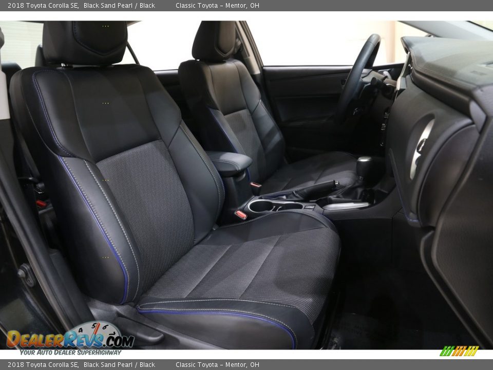 2018 Toyota Corolla SE Black Sand Pearl / Black Photo #15