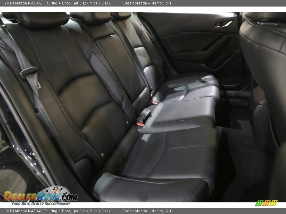 2018 Mazda MAZDA3 Touring 4 Door Jet Black Mica / Black Photo #15