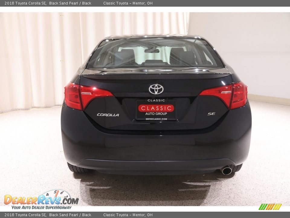 2018 Toyota Corolla SE Black Sand Pearl / Black Photo #18