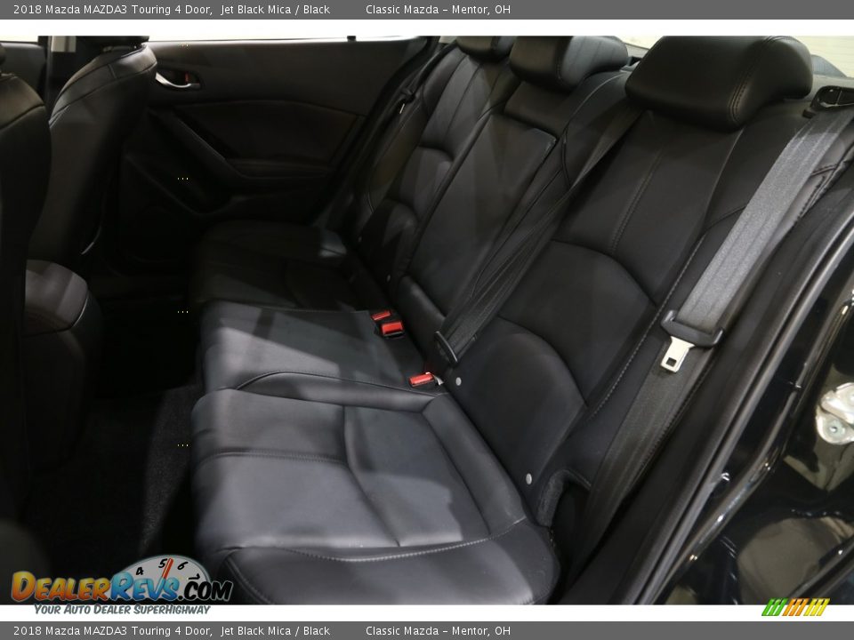 2018 Mazda MAZDA3 Touring 4 Door Jet Black Mica / Black Photo #16