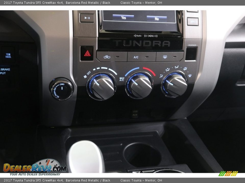 2017 Toyota Tundra SR5 CrewMax 4x4 Barcelona Red Metallic / Black Photo #13