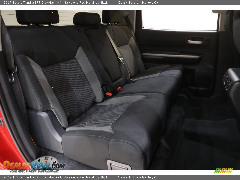 2017 Toyota Tundra SR5 CrewMax 4x4 Barcelona Red Metallic / Black Photo #16