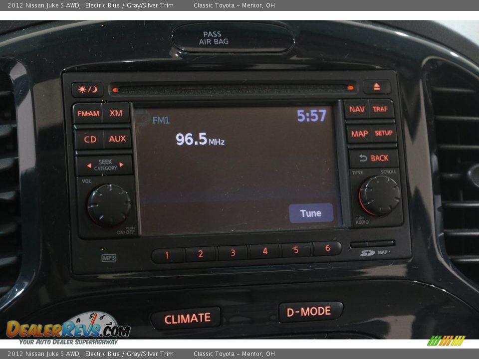 2012 Nissan Juke S AWD Electric Blue / Gray/Silver Trim Photo #10