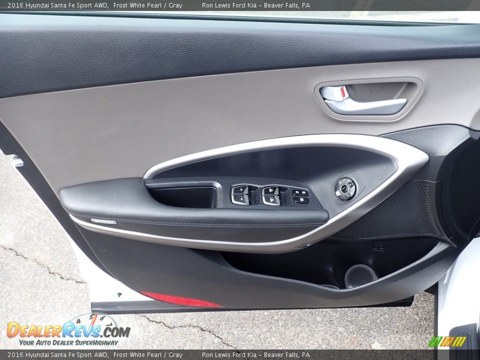 Door Panel of 2016 Hyundai Santa Fe Sport AWD Photo #16