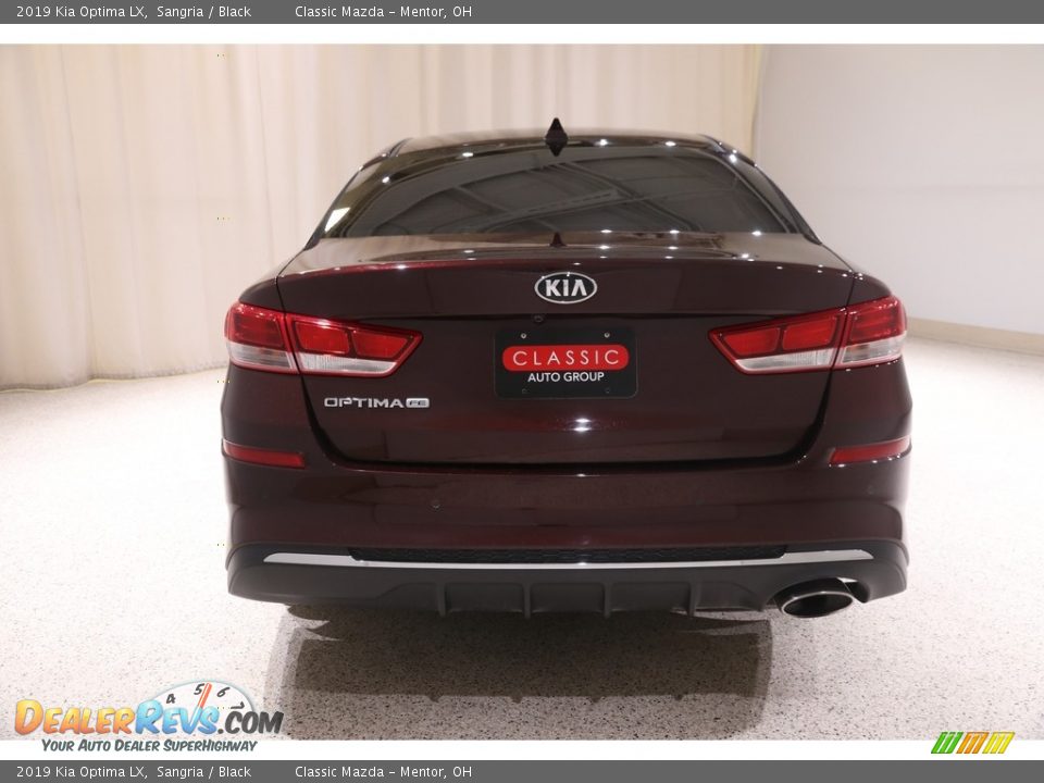 2019 Kia Optima LX Sangria / Black Photo #18